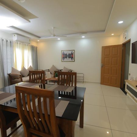 Castle Brook Residential Homestay 티루발라 외부 사진