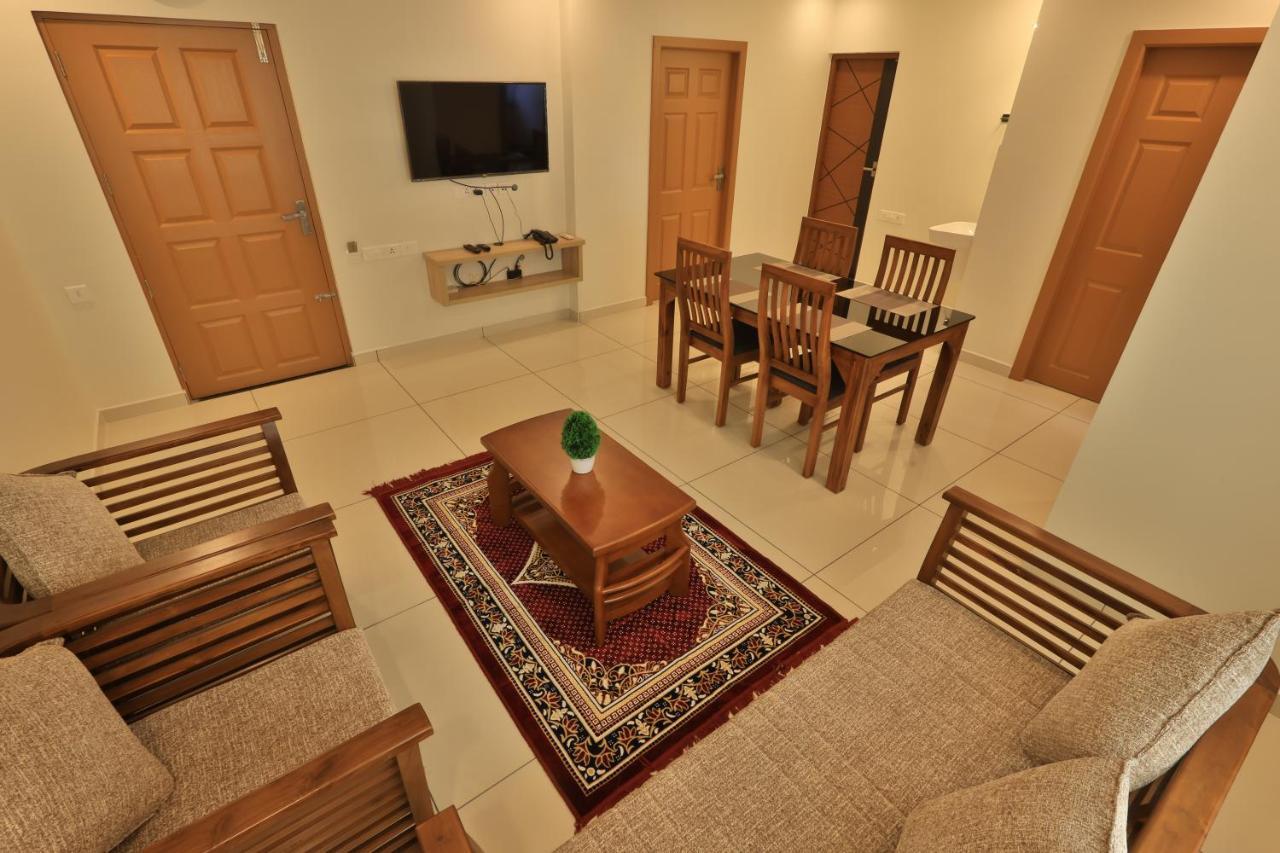 Castle Brook Residential Homestay 티루발라 외부 사진