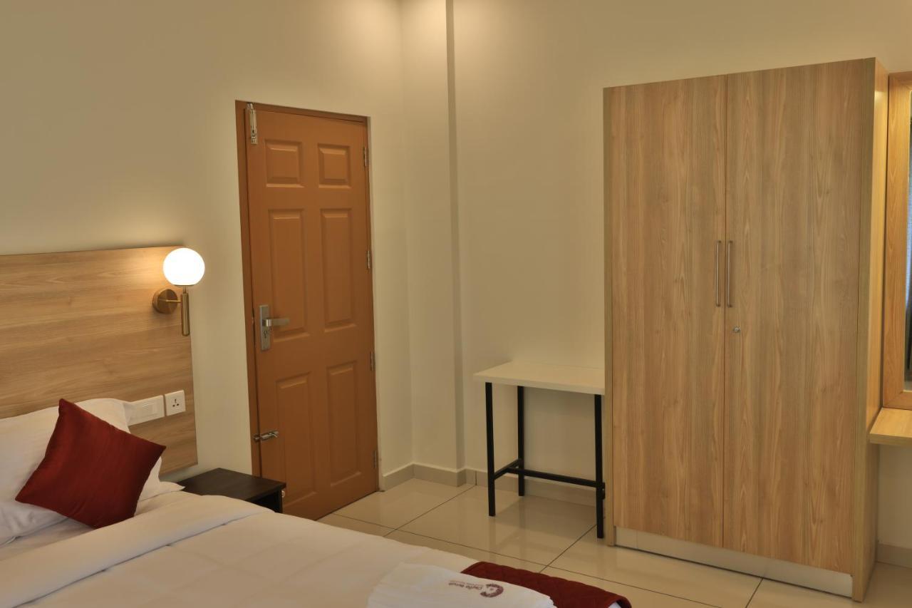 Castle Brook Residential Homestay 티루발라 외부 사진
